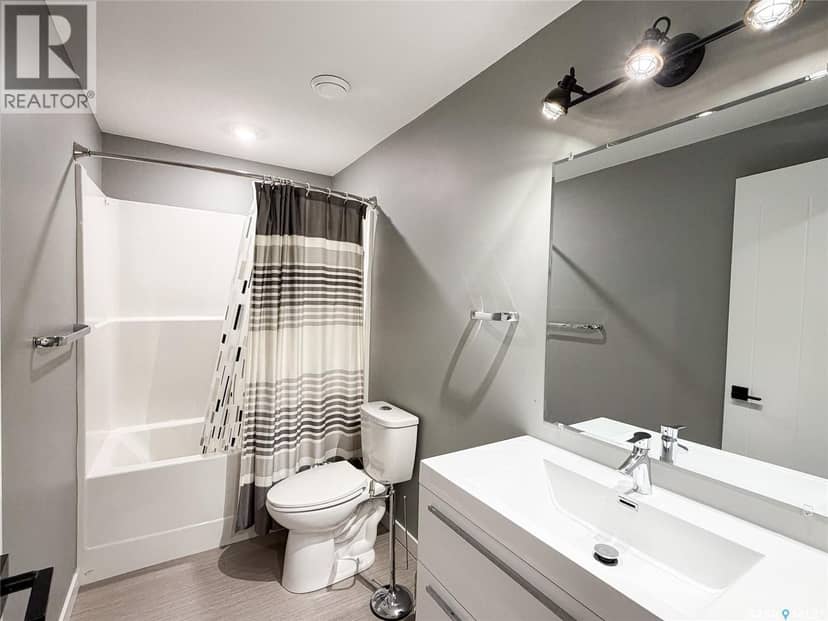9 Carl DRIVE — photo 20 of 34