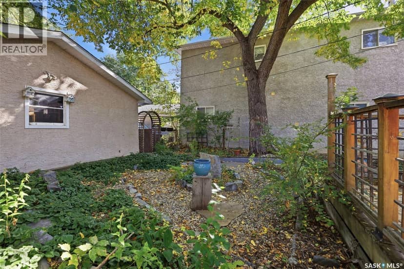 2917 Robinson STREET — photo 30 of 35