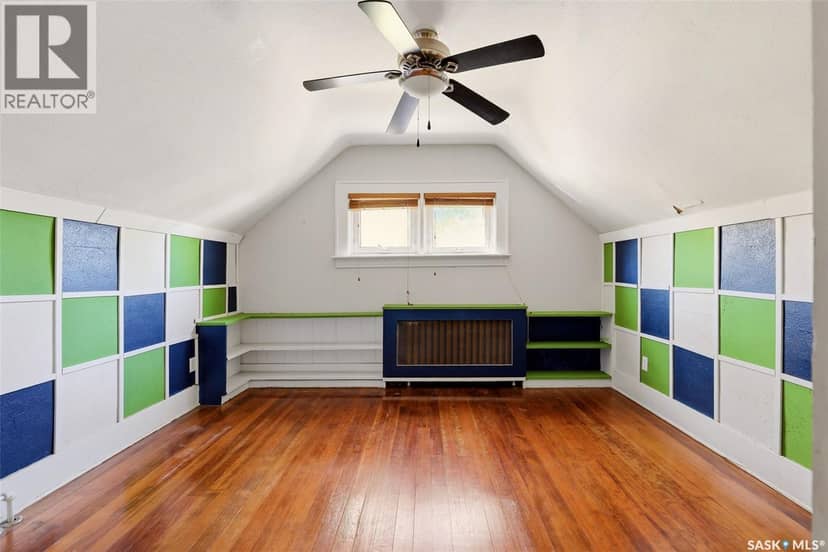 2917 Robinson STREET — photo 17 of 35