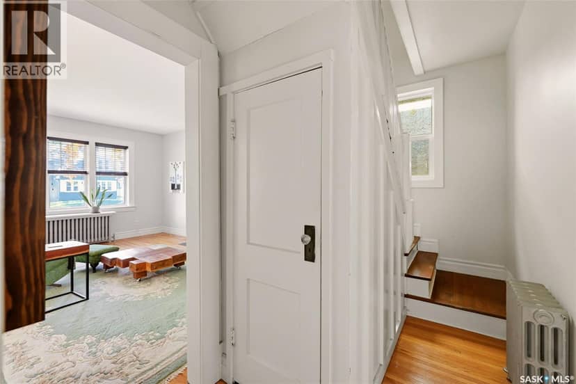 2917 Robinson STREET — photo 14 of 35