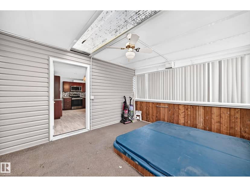 12730 90 ST NW — photo 16 of 40
