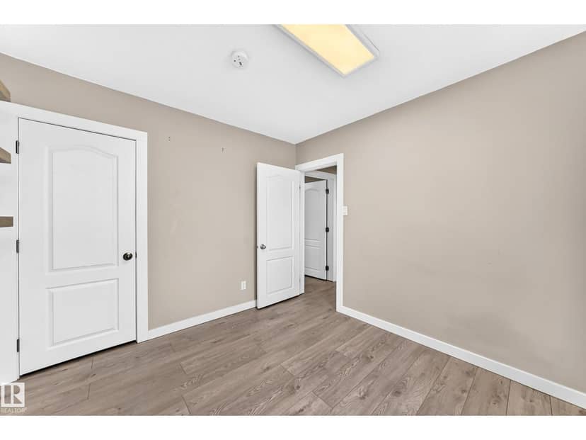 12730 90 ST NW — photo 23 of 40