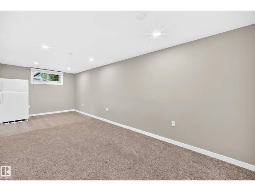 12730 90 ST NW — photo 35 of 40