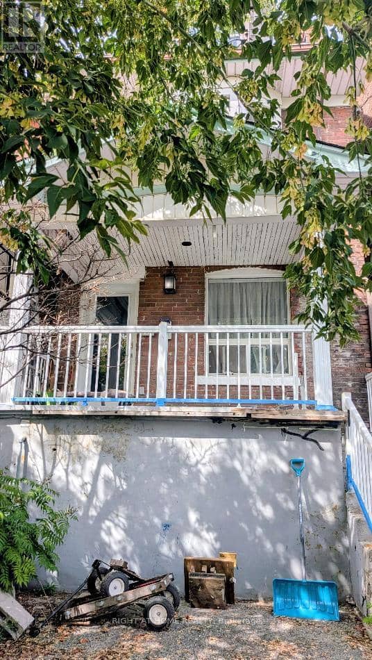 160 Rosemount Avenue, Toronto, photo 4