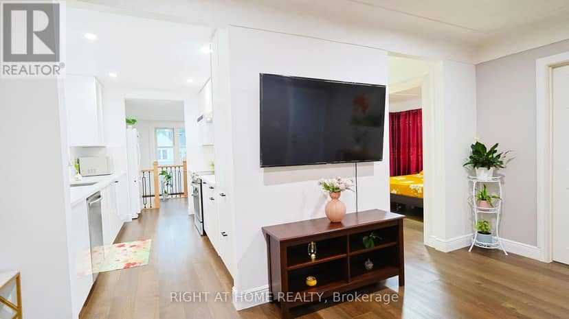 82 Normanhurst Avenue — photo 10 of 40