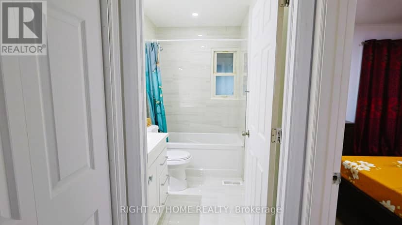 82 Normanhurst Avenue — photo 20 of 40