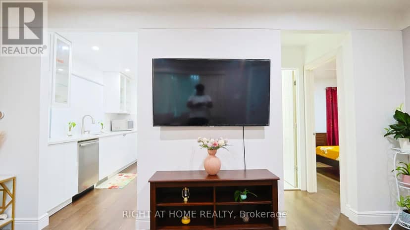 82 Normanhurst Avenue — photo 9 of 40