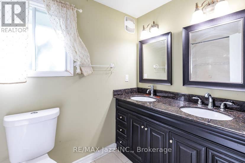 930 White Ash Drive — photo 31 of 39