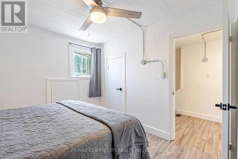 11812 Superior Street — photo 27 of 40