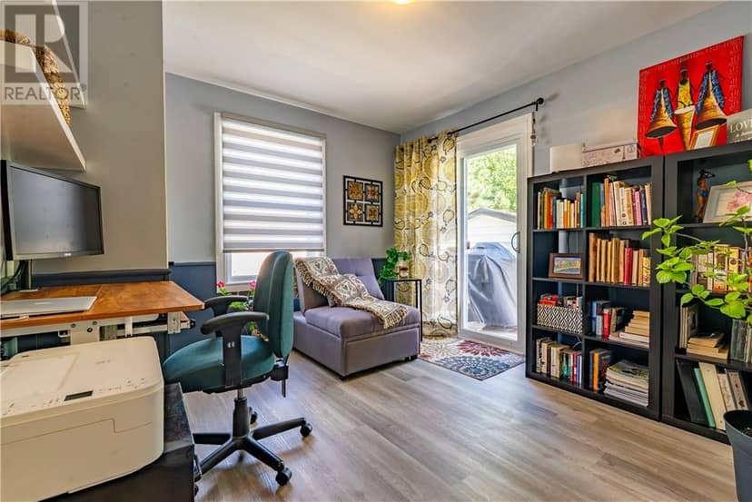 802 Attlee Avenue — photo 17 of 40