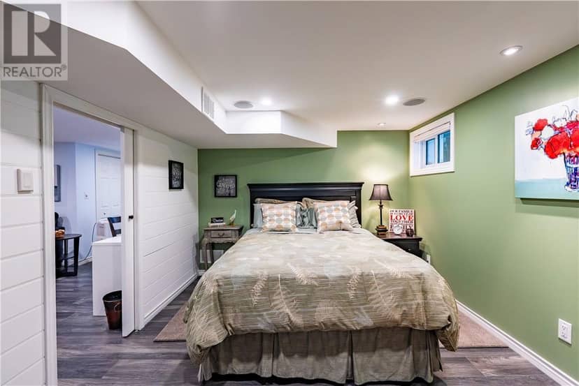 802 Attlee Avenue — photo 24 of 40