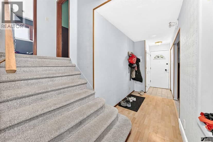 4015 Centre B Street NW — photo 21 of 40