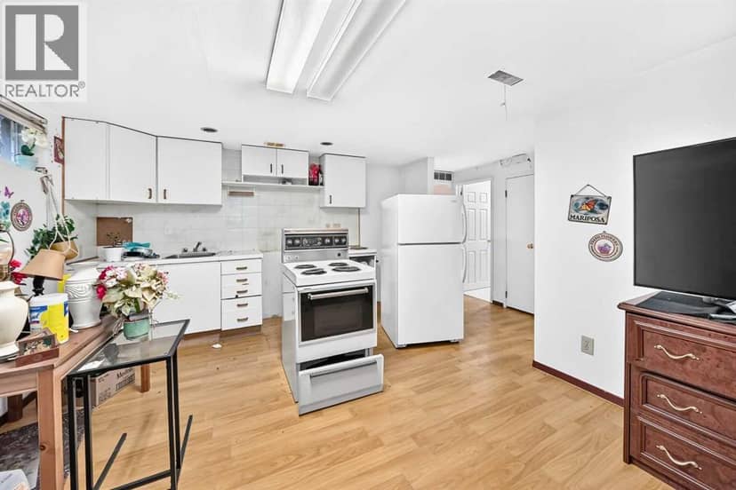 4015 Centre B Street NW — photo 32 of 40