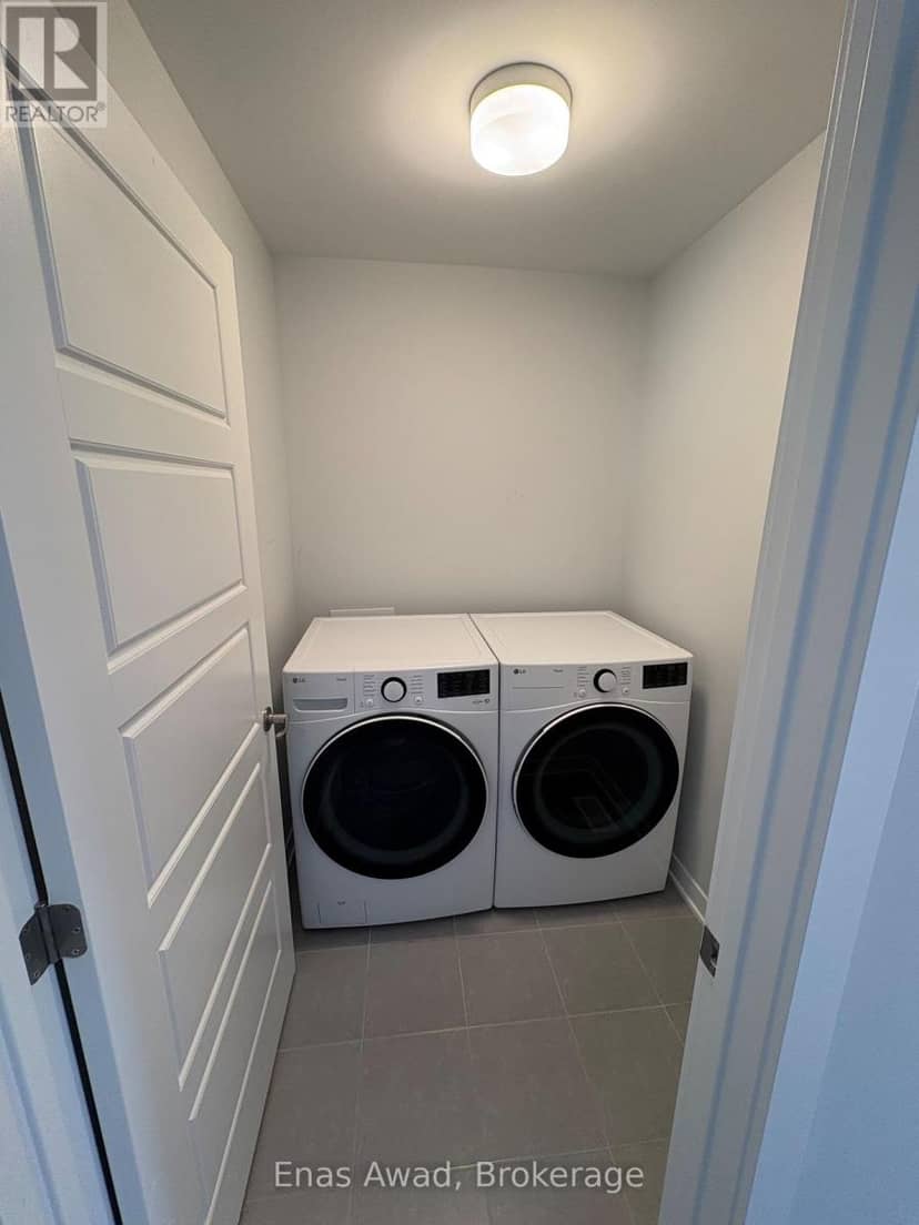 100 Robert Perry Street — photo 12 of 21