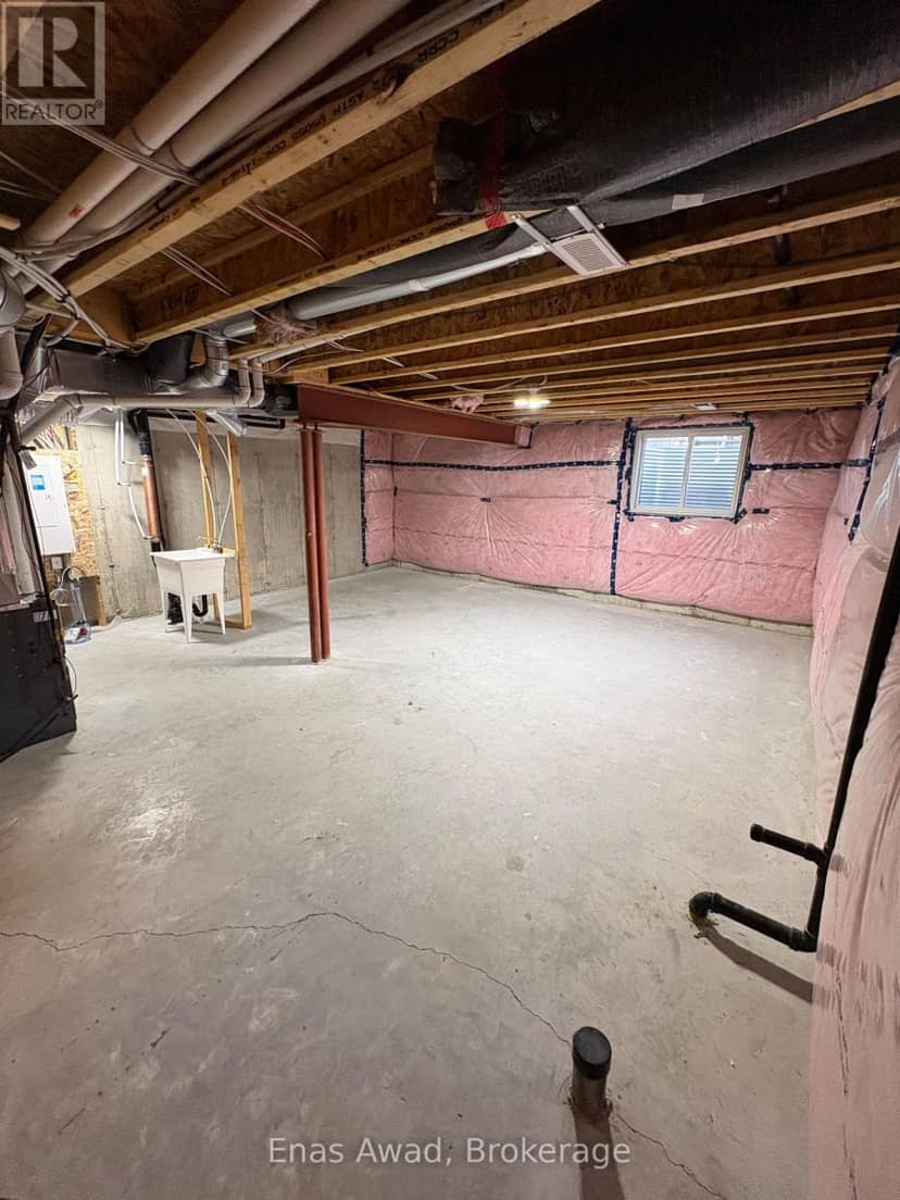 100 Robert Perry Street — photo 20 of 21