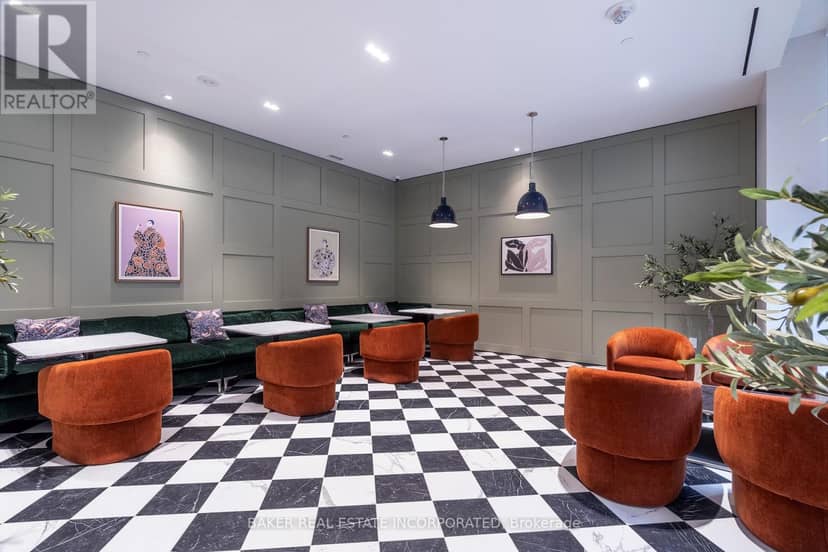 412 - 65 Mutual Street — photo 15 of 17