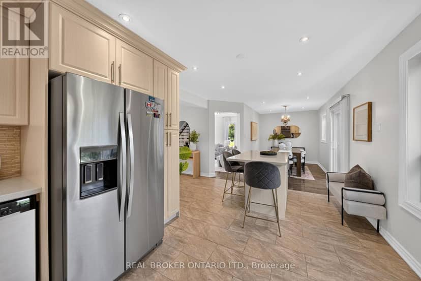 63 Eric Clarke Drive — photo 9 of 38