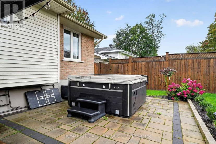 1313 Stormont Drive — photo 30 of 34