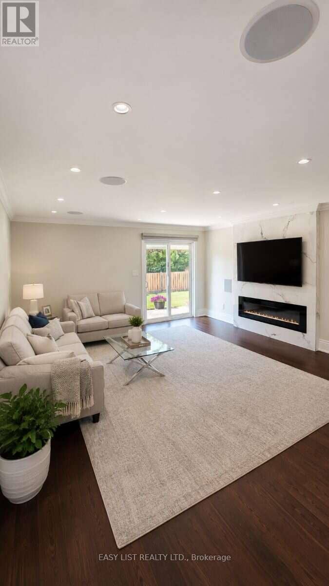 103 Fifefield Drive — photo 8 of 30