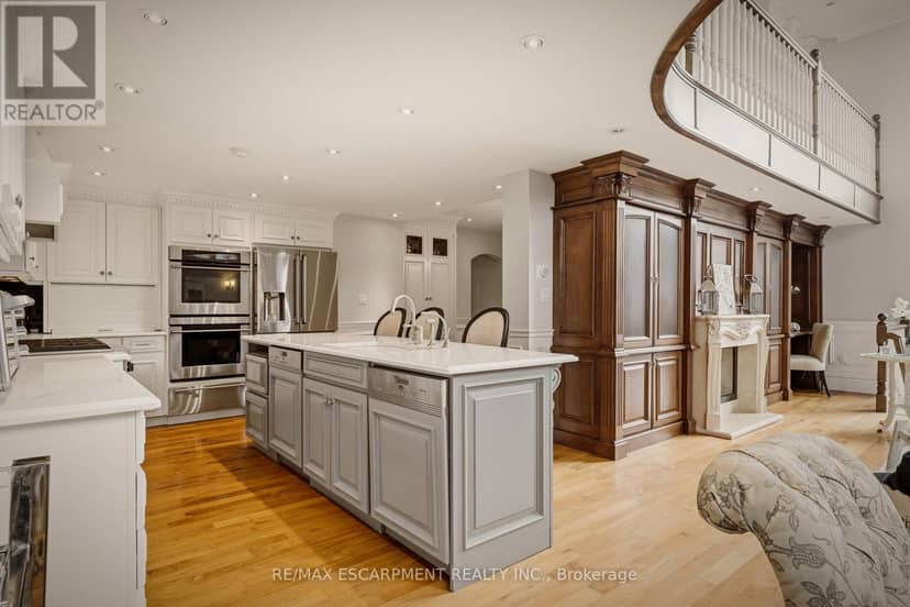 74 Oak Knoll Drive — photo 22 of 40