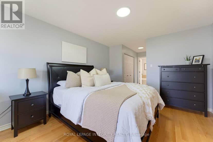 20 Merlin Street — photo 20 of 40