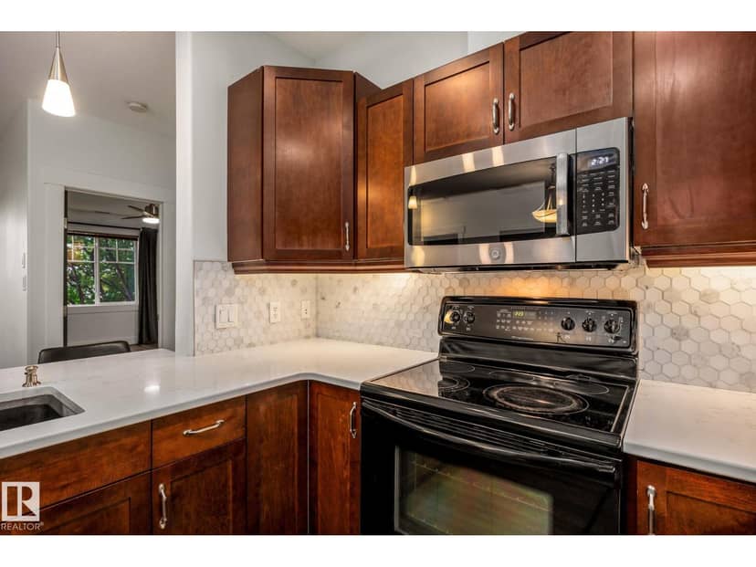 #217 2503 Hanna Cr NW — photo 9 of 36