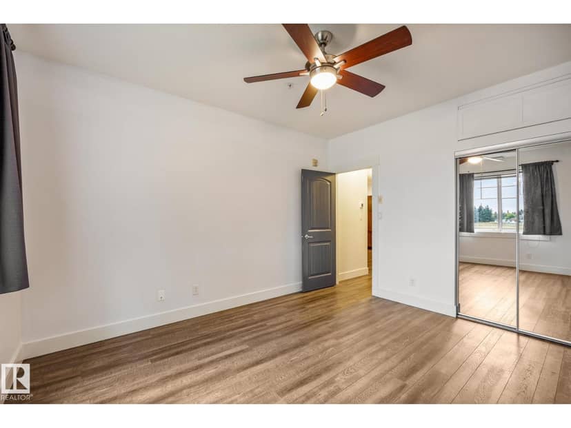 #217 2503 Hanna Cr NW — photo 15 of 36