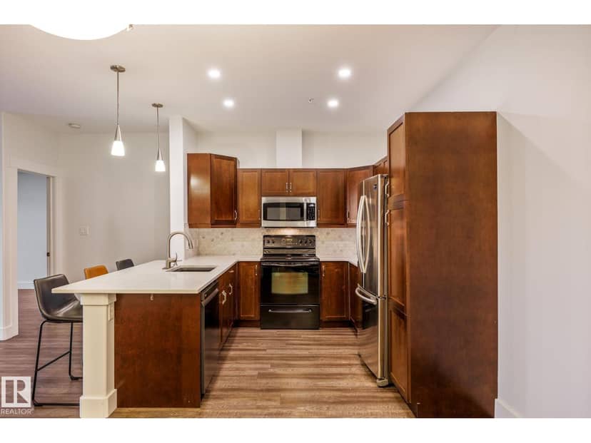 #217 2503 Hanna Cr NW, Edmonton, photo 7