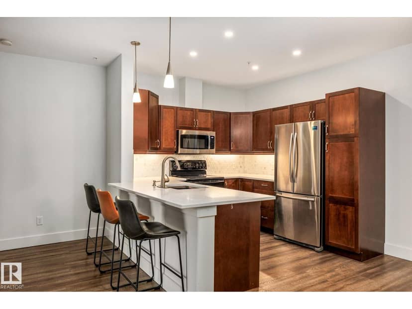 #217 2503 Hanna Cr NW, Edmonton, photo 6