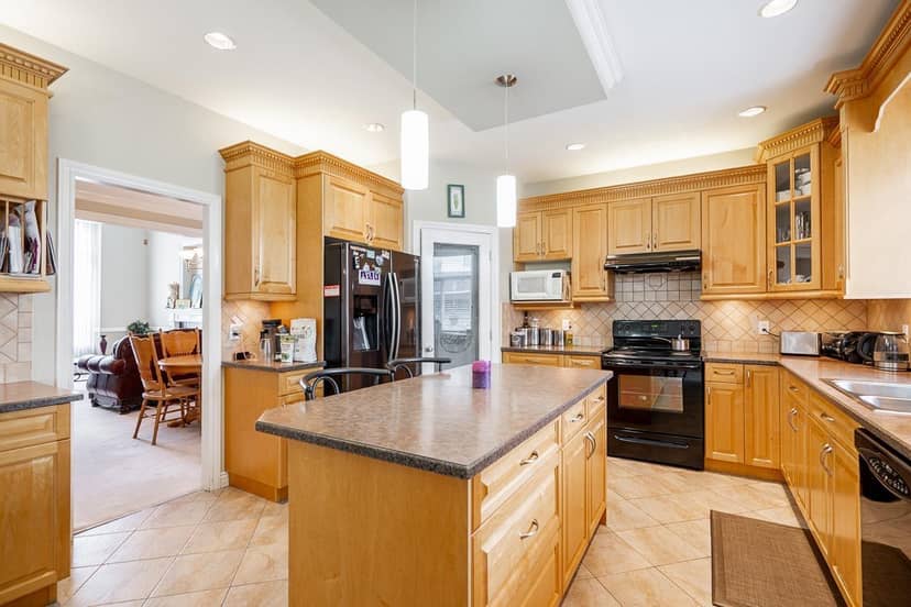 13053 96A AVENUE, Surrey, photo 8