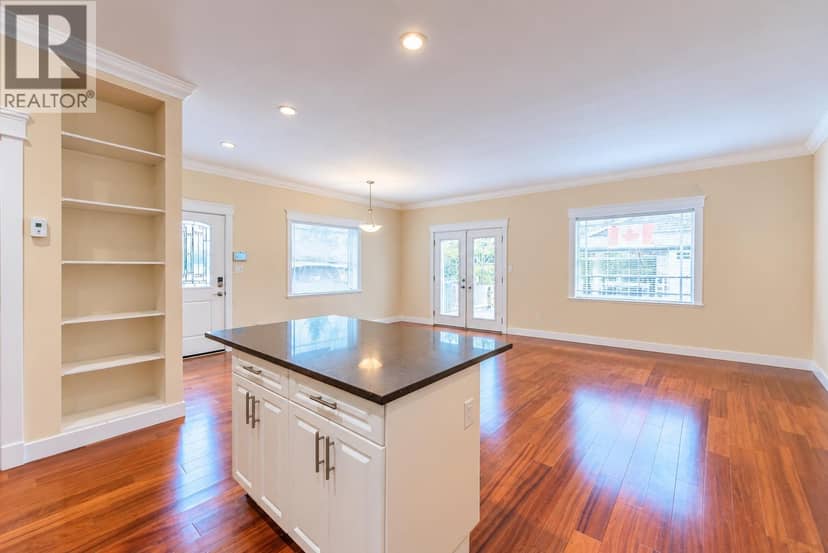 766 GERUSSI LANE, Gibsons, photo 5