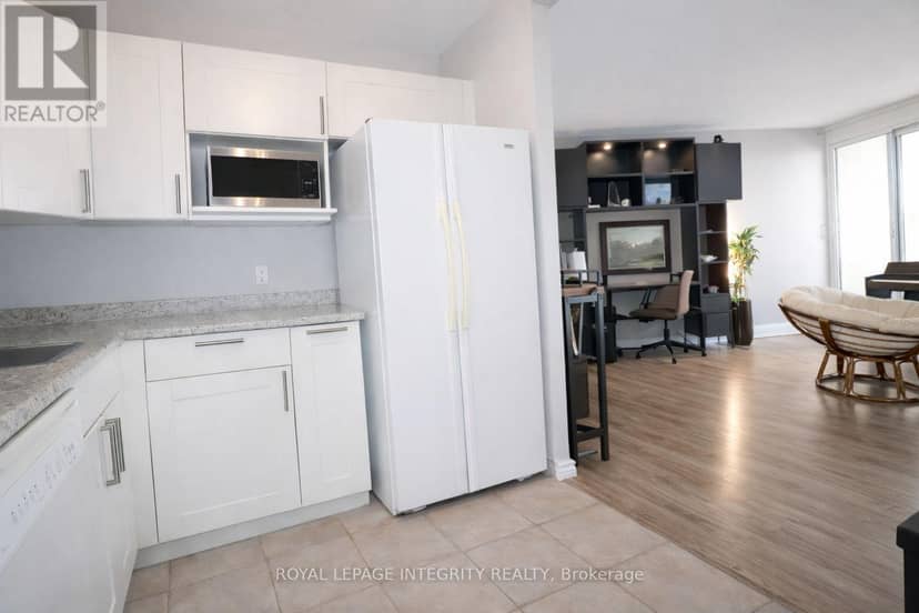 2505 - 900 Dynes Road N — photo 12 of 24