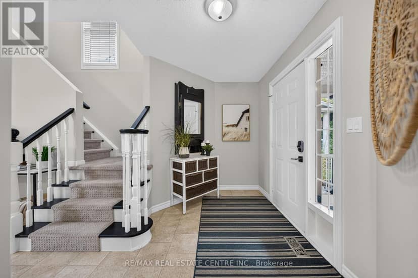50 Calvin Court — photo 3 of 40