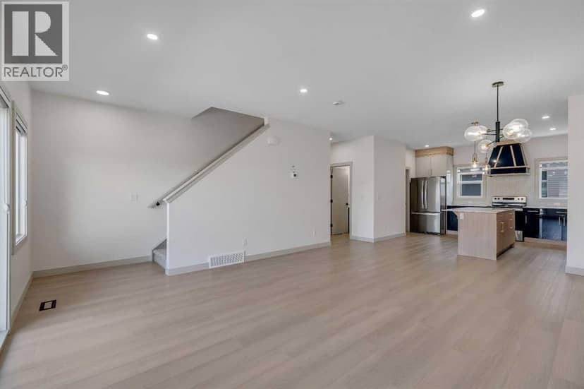 414 Corner Meadows Square NE, Calgary, photo 5