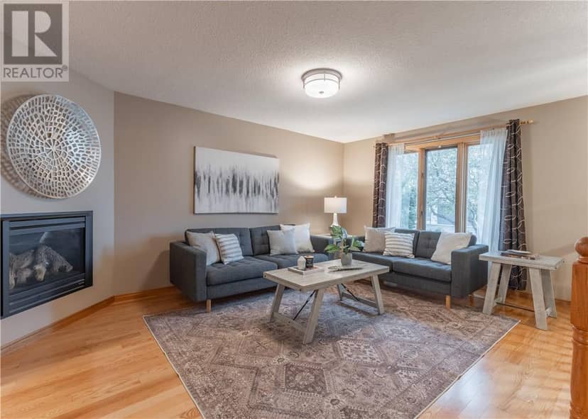 1505 Gauthier Street, Val Therese, photo 3