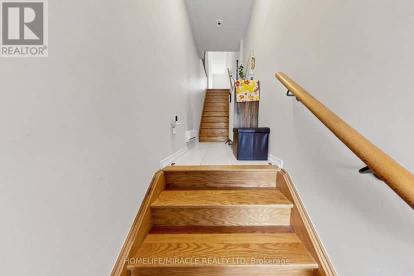 2725 Deputy Minister Path — photo 21 of 40