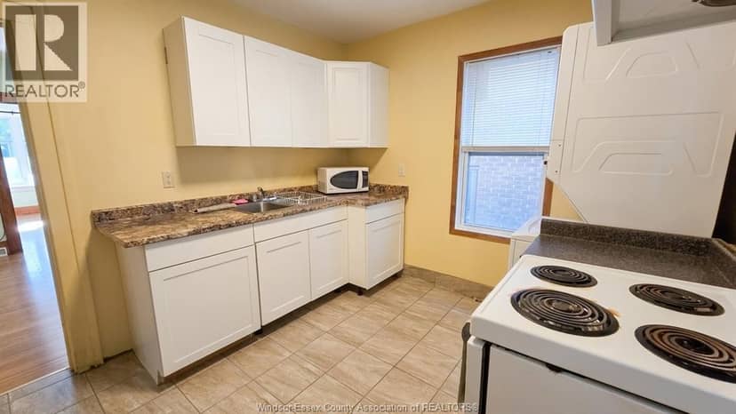 721-723 Campbell Avenue — photo 10 of 31