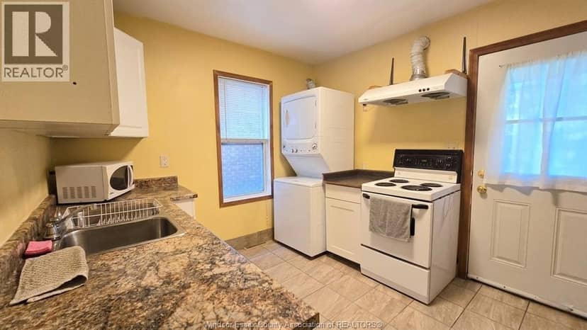 721-723 Campbell Avenue — photo 9 of 31