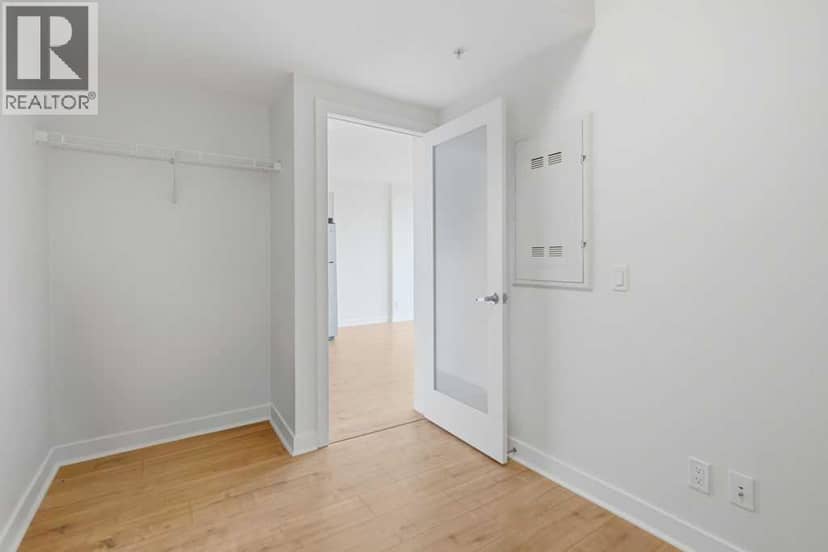 1309, 30 Brentwood Common NW — photo 19 of 32