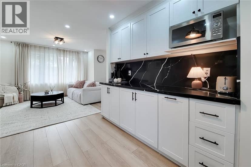 8 ALBEMARLE Street — photo 19 of 40