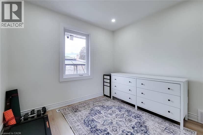 8 ALBEMARLE Street — photo 24 of 40