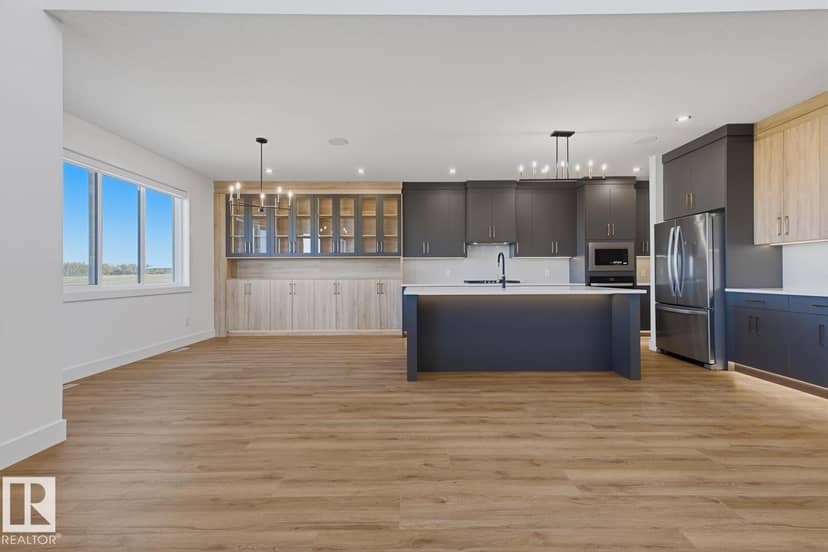 2024 Flycatcher Pt NW, Edmonton, photo 7