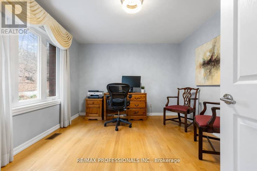164 Morningside Avenue — photo 24 of 40
