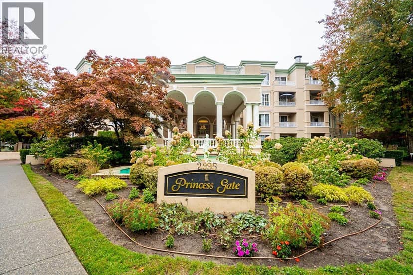 104 2995 PRINCESS CRESCENT, Coquitlam, photo 2