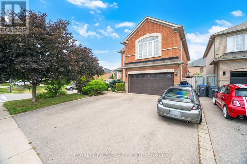 116 Frank Johnston Road — photo 4 of 40
