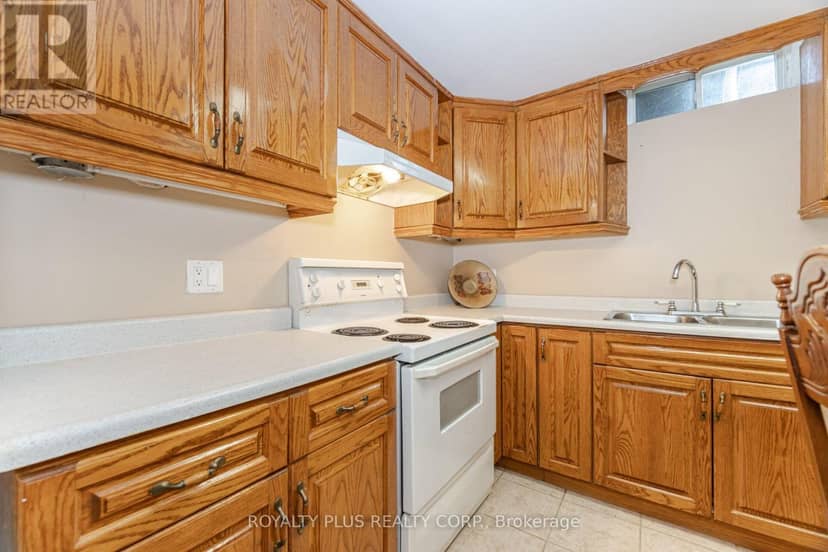 116 Frank Johnston Road — photo 38 of 40