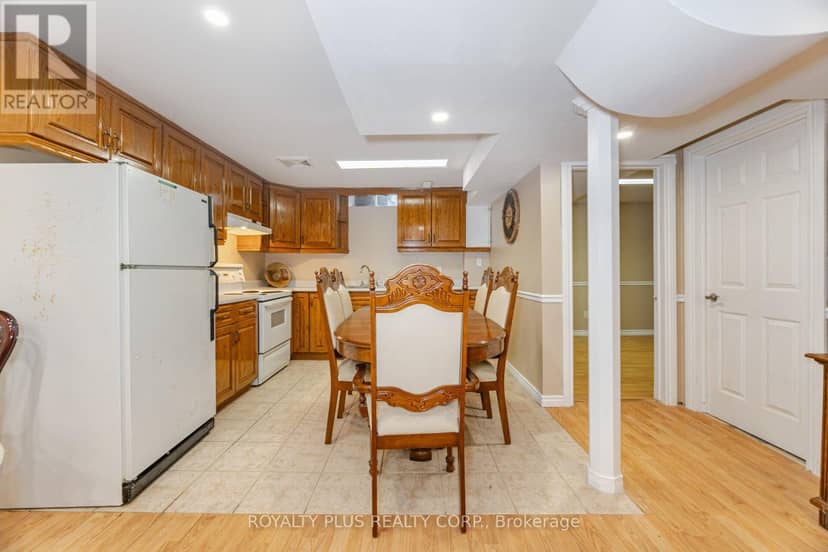 116 Frank Johnston Road — photo 37 of 40
