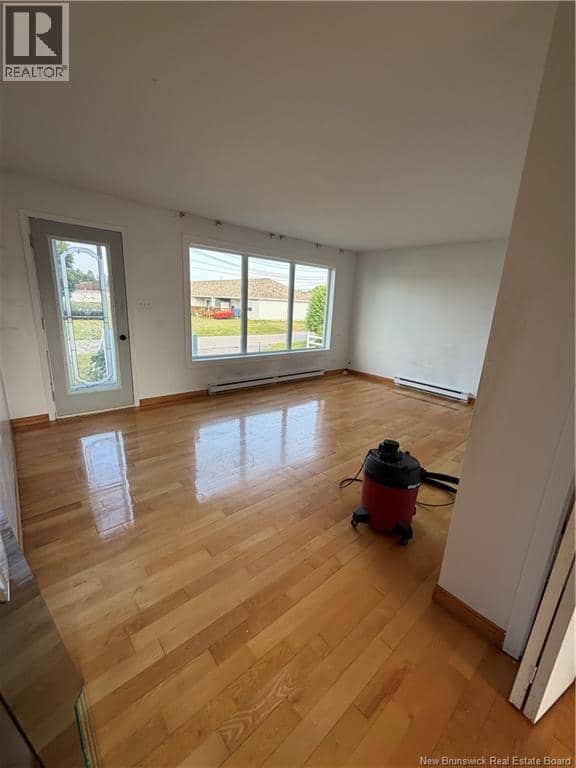 18 Jeux De LAcadie Street — photo 10 of 27