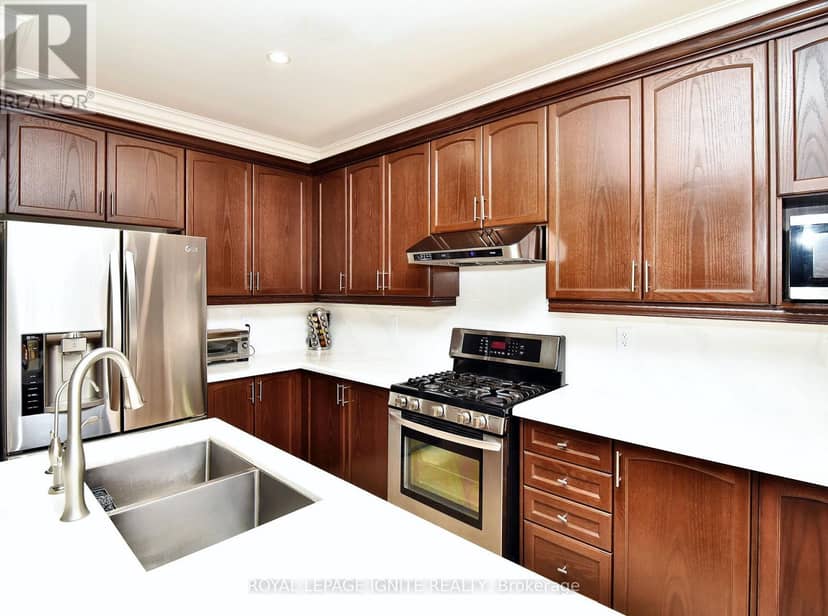42 Grayleaf Drive — photo 16 of 40