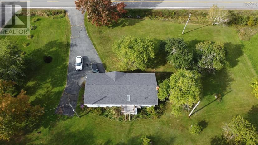 9150 Highway 14, Woodville, photo 5